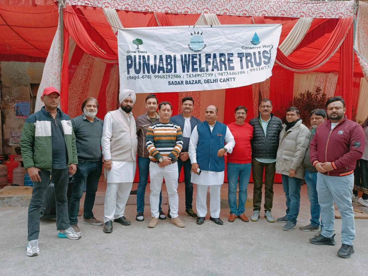 punjabi welfare trust organiser lunger event in delhi cantt sadar bazar ,new delhi